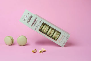 5 Maxtris Macarons Pistachio flavor
