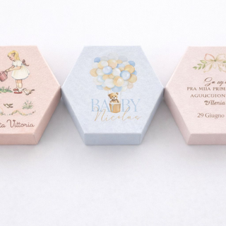 Scatolina Esagonale in Carta Martellata 200g Personalizzabile Per Ogni Evento 9,3x8x4 (MINIMO 20PZ)