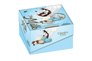 Maxtris Classic Two Milk Tray Light Blue 500g wrapped