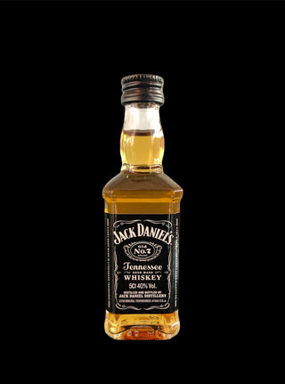 Jack Daniel's Whiskey Mignon 5 cl in glass